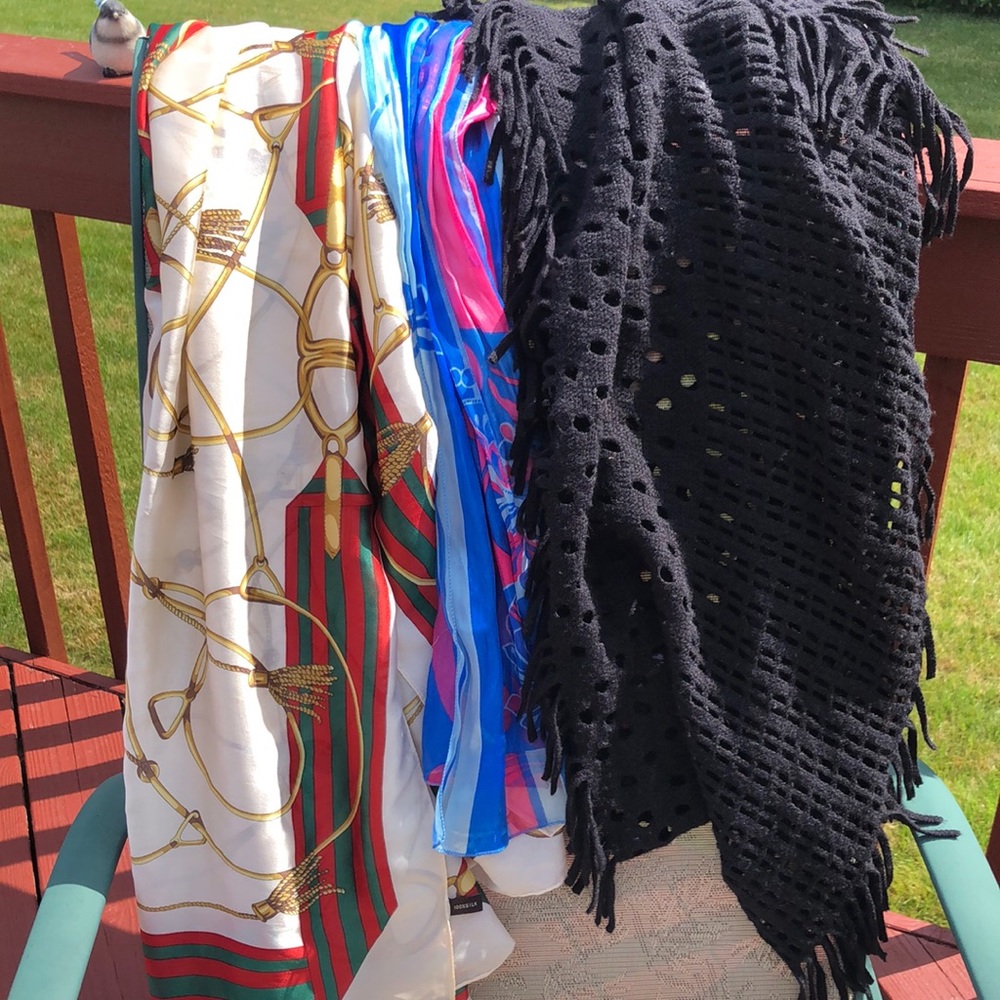 Scarf assortment